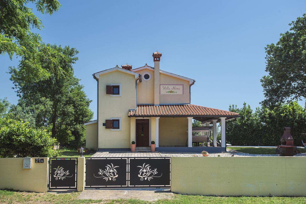 Villa Nina Медулин Екстериор снимка